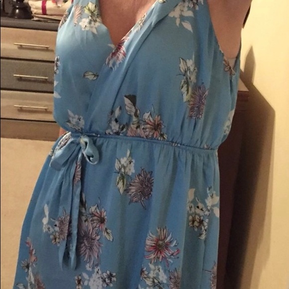 Monteau Dresses & Skirts - Blue floral silky sleeveless dress NWOT